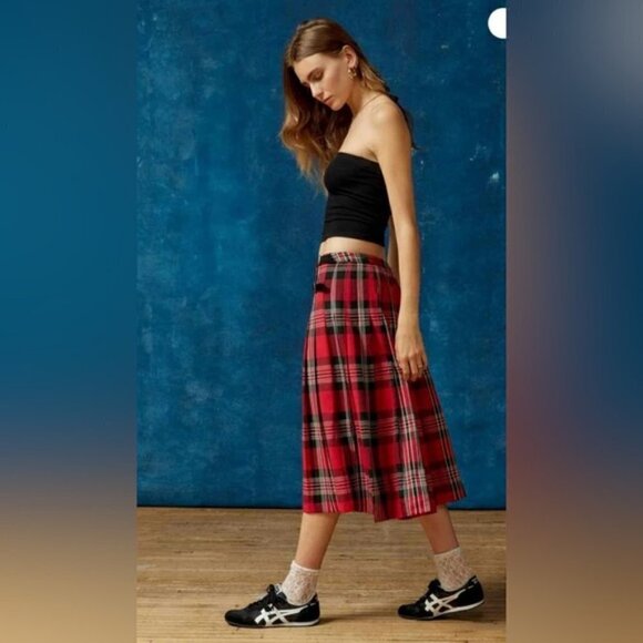 Urban Outfitters - BDG, Adley Pleated Midi Skirt - Red. Size: S. NWT. - Picture 8 of 11